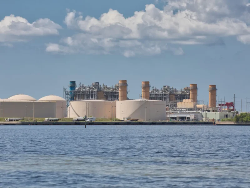 A natural gas power plant on the shores of Tampa Bay.